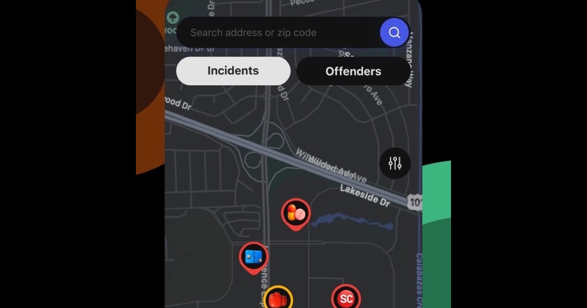 CrimeRadar on iPhone: interactive map with public safety incidents summarized by AI from dispatch audio