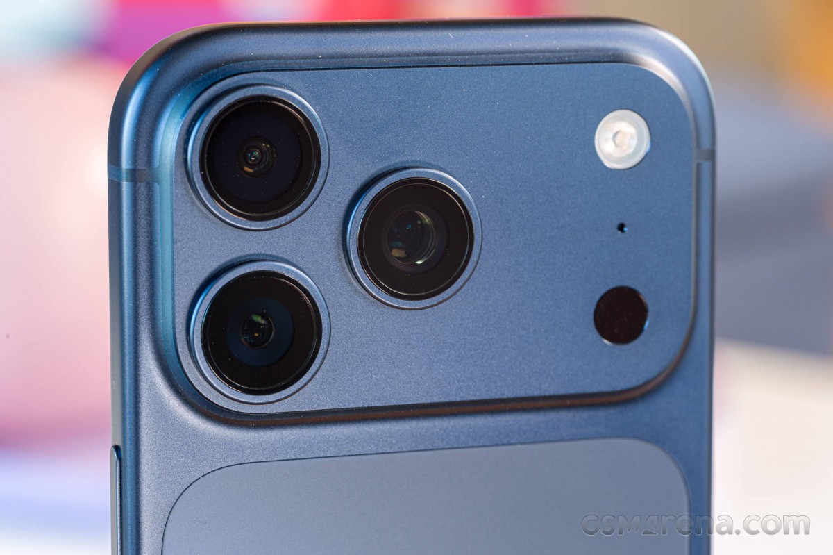 Esquema filtrado del módulo de cámara con apertura variable atribuido al iPhone 18 Pro