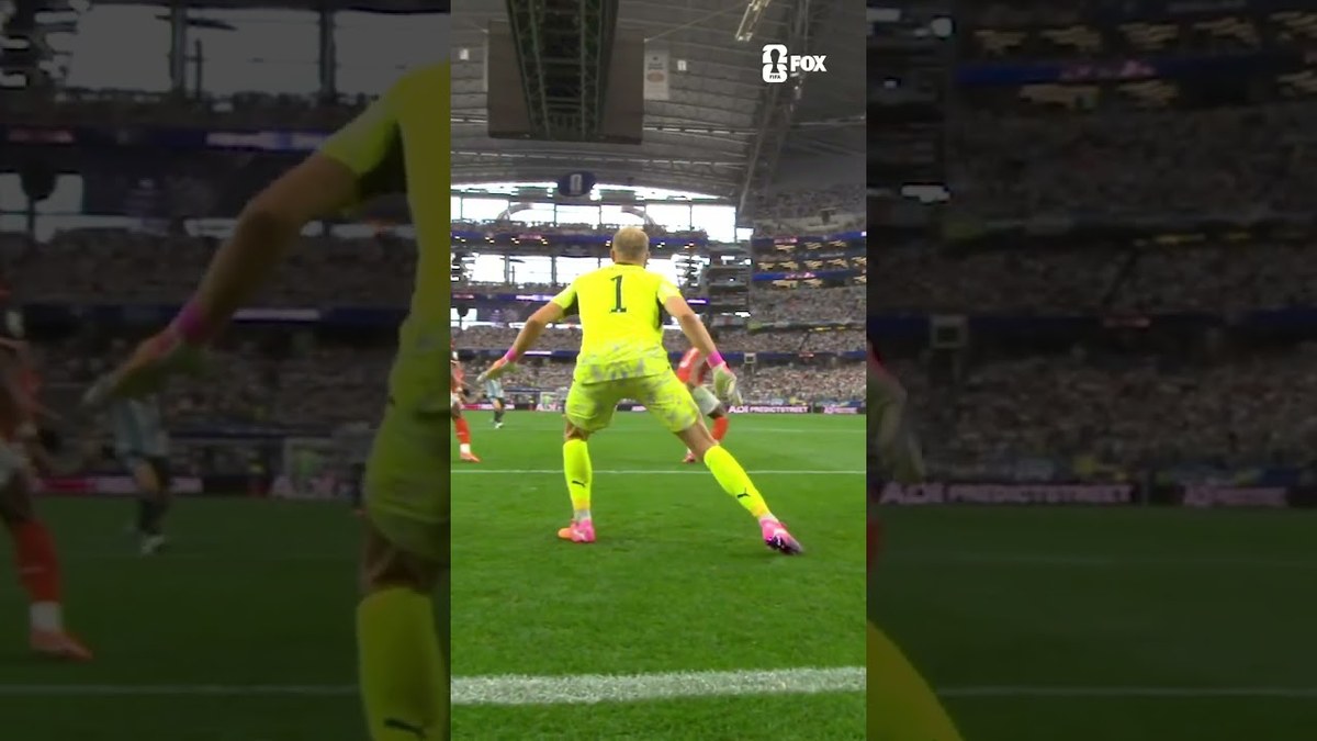 Lionel Messi celebra el gol que le convierte en máximo goleador histórico del Mundial masculino, superando los 16 de Miroslav Klose