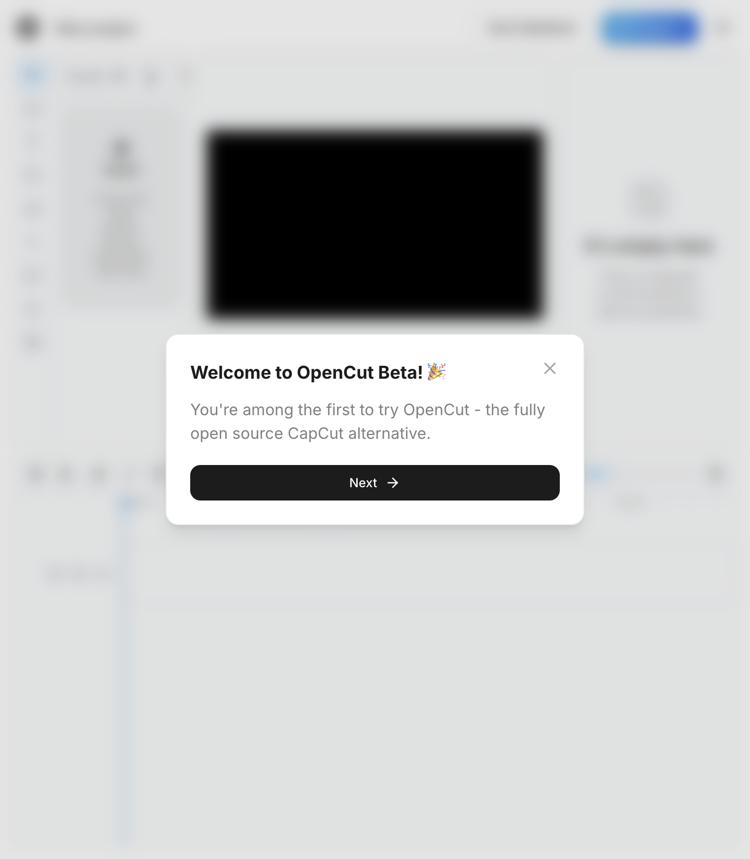 Editor OpenCut en beta con modal Welcome to OpenCut Beta y timeline borrosa al fondo