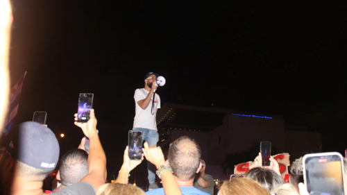 Alexander Otaola, presentador cubanoamericano y activista en Miami
